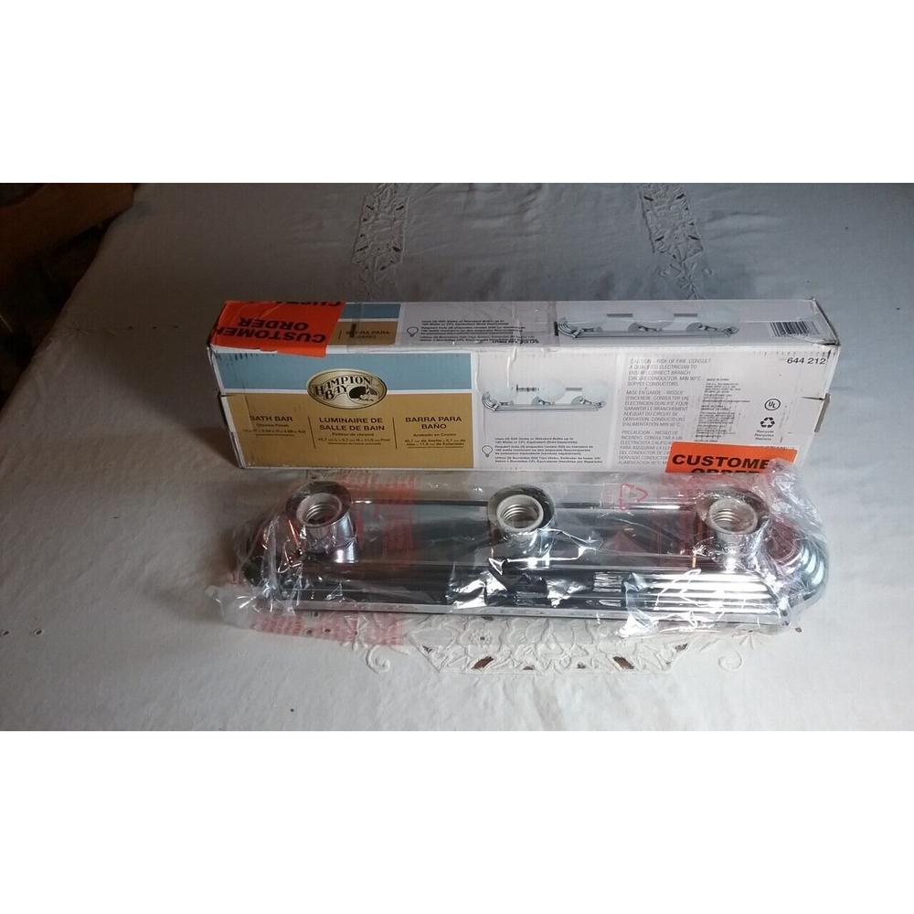 Hampton Bay 3-Light Chrome Finish Bath Bar Light  644 212 Vanity Light Open Box